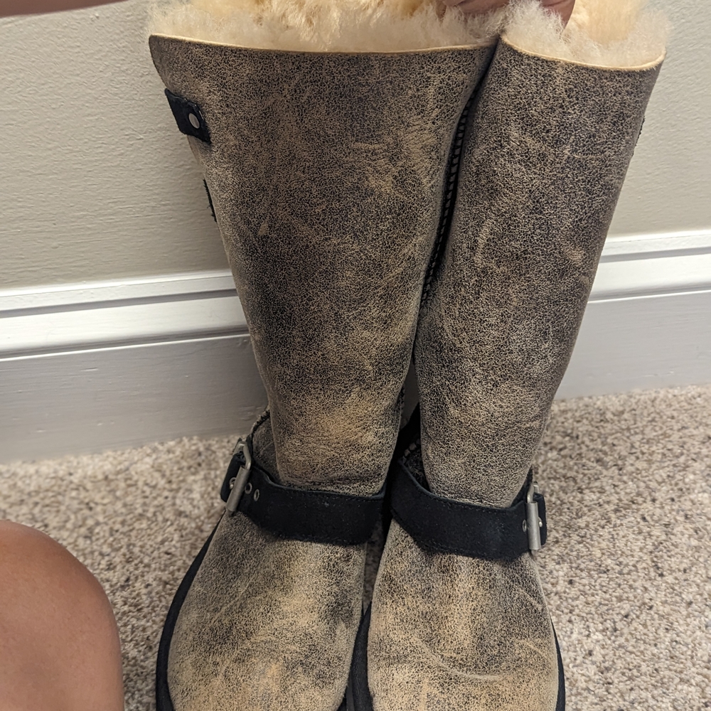 UGG Australia Black and Tan Boots - Picture 3 of 5
